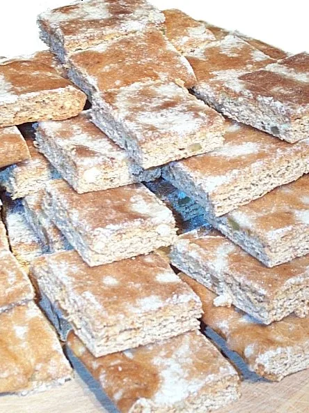 Basler Läckerli: Basler Läckerli, a typical swiss bakery from Basle