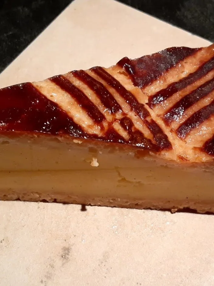 gâteau Basque: Gâteau Basque in Basque bar "Gastroteka Bimendi" in Nishi-ku, Osaka city, Osaka prefecture, Japan