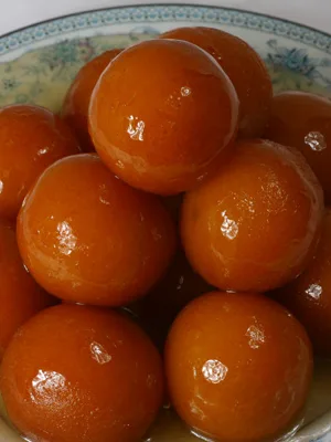 gulab jamun: All time faviourite before/after indian or any meal called as lovely desert as GULAAB JAMUN