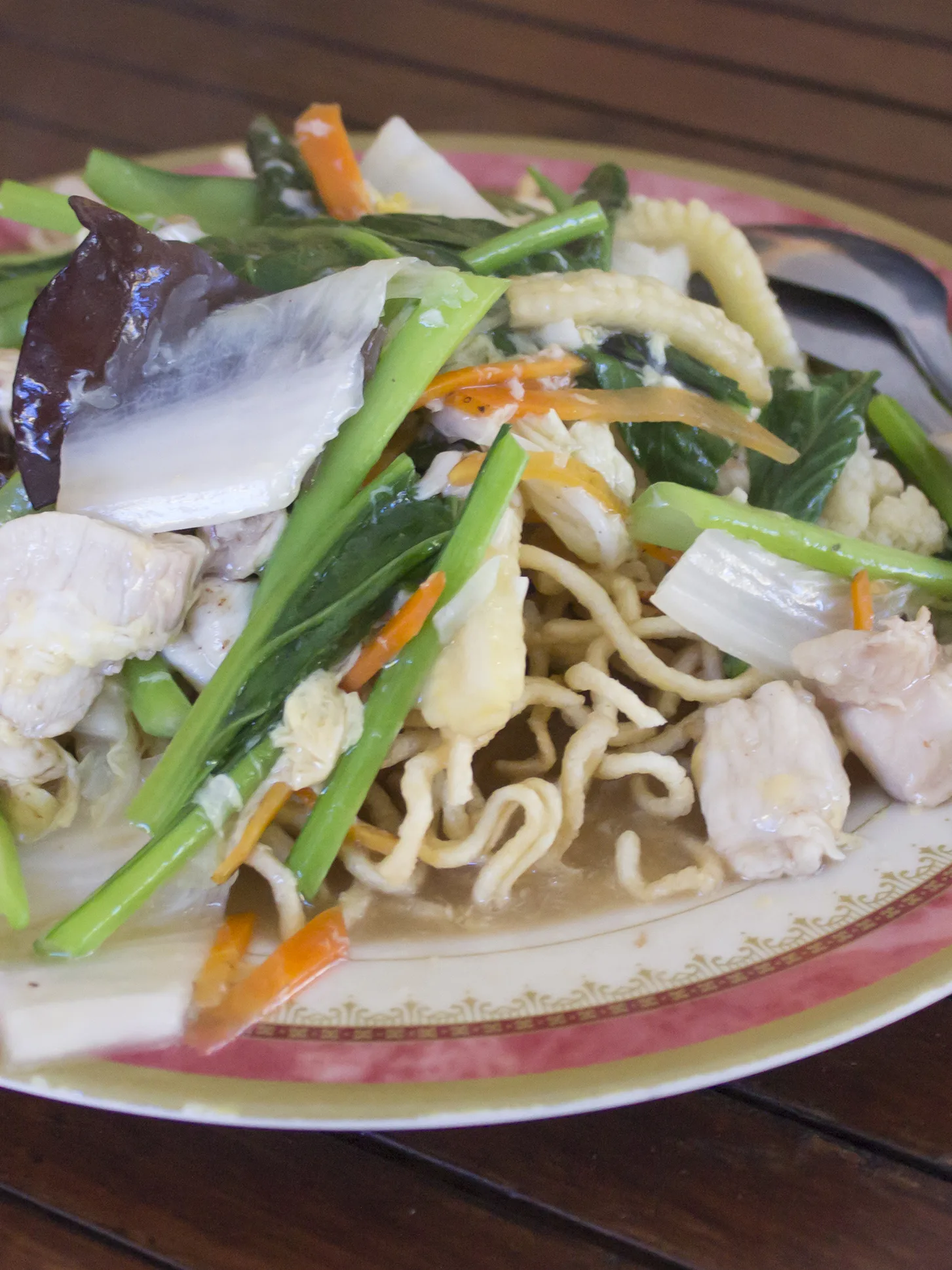 I fu mie: A plate of I Fu Mie noodles