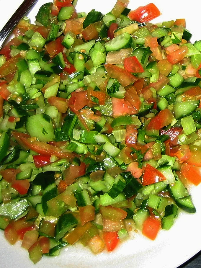 Israeli salad, a photograph of the dish