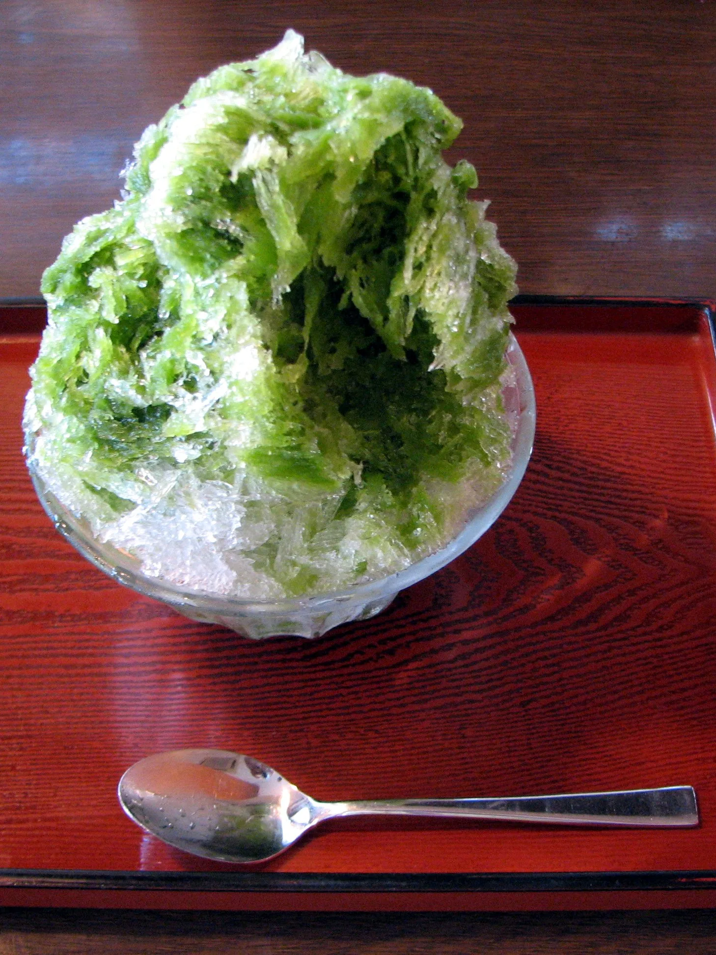kakigōri, a photograph of the dish