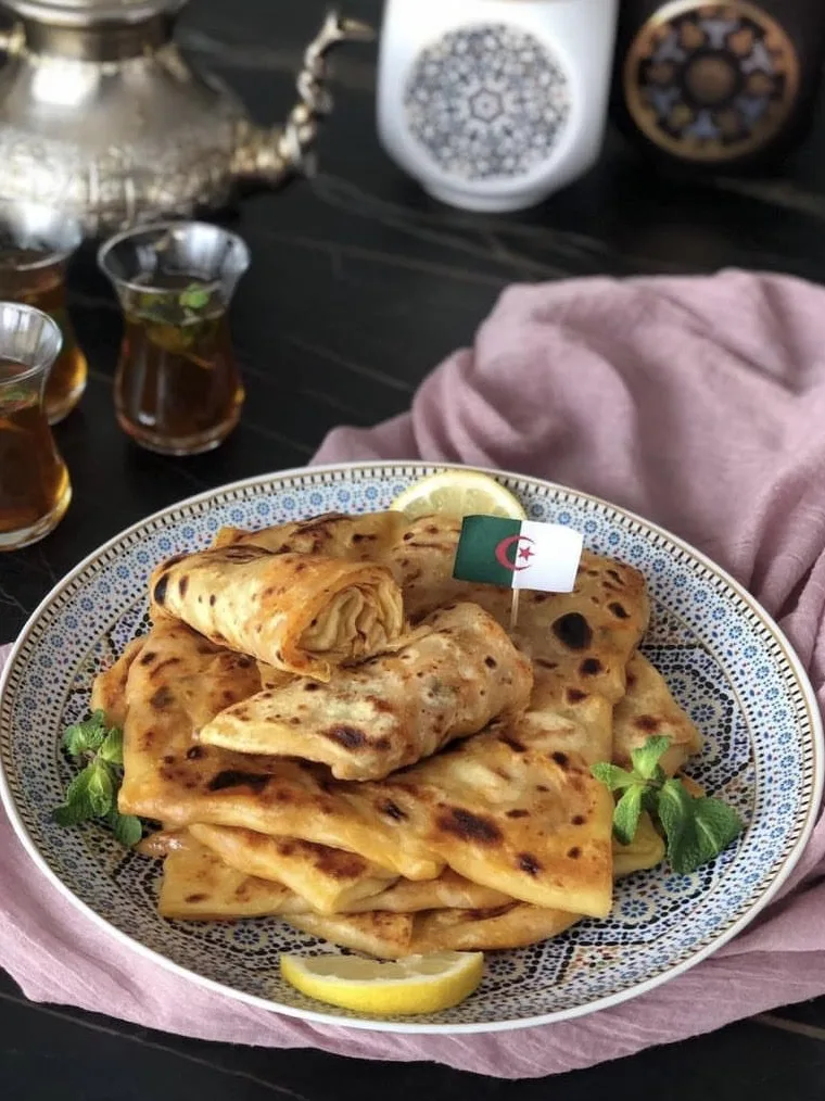mahjouba: Algerian mhadjeb