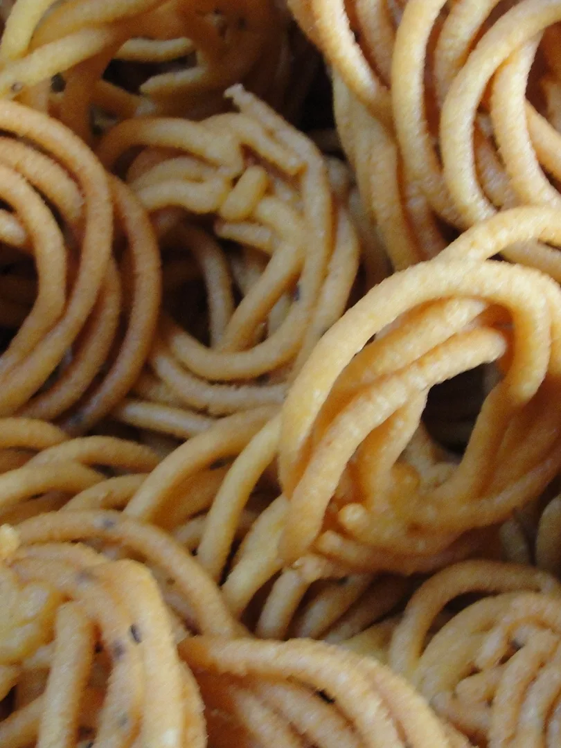 Murukku, a photograph of the dish
