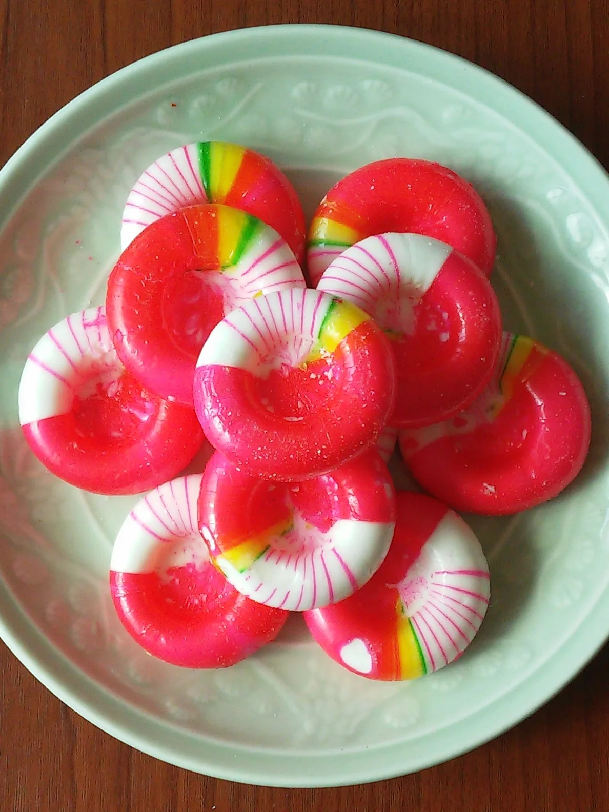 okchundang: Okchundang is a traditional Korean sweet made of rice flour. The flat, rounded sweet is red with white, yellow, and green decoration
