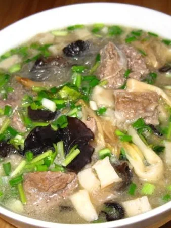 Paomo: 西安小吃有名