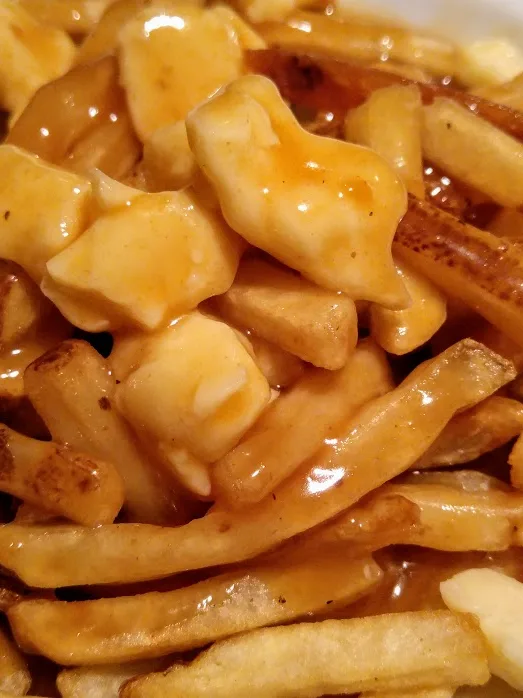 Poutine: Food at Wikimania 2017, served at La 3 Brasseurs, Montreal, Quebec
