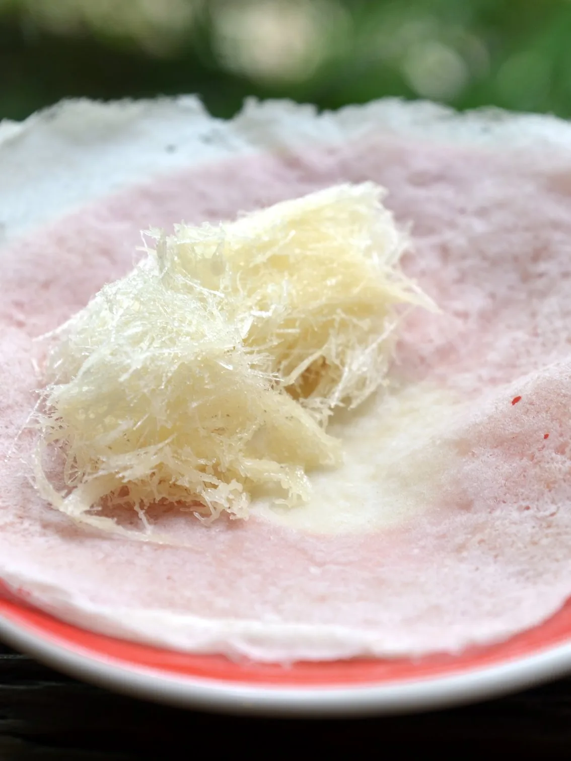 Roti sai mai, a photograph of the dish