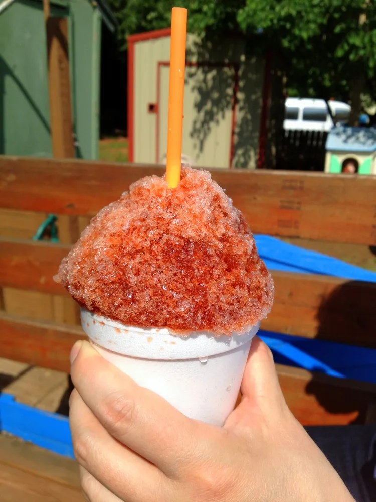 Sno-ball: Frozen dessert