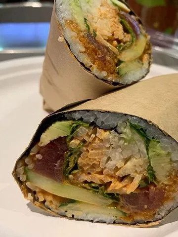 sushi burrito: View on Instagram www.instagram.com/p/BqBZ81pHknc/